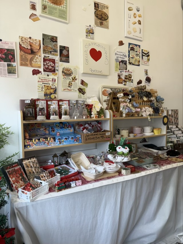 성신여대 베이커리 마피의 아기자기한 크리스마스 인테리어 소품존